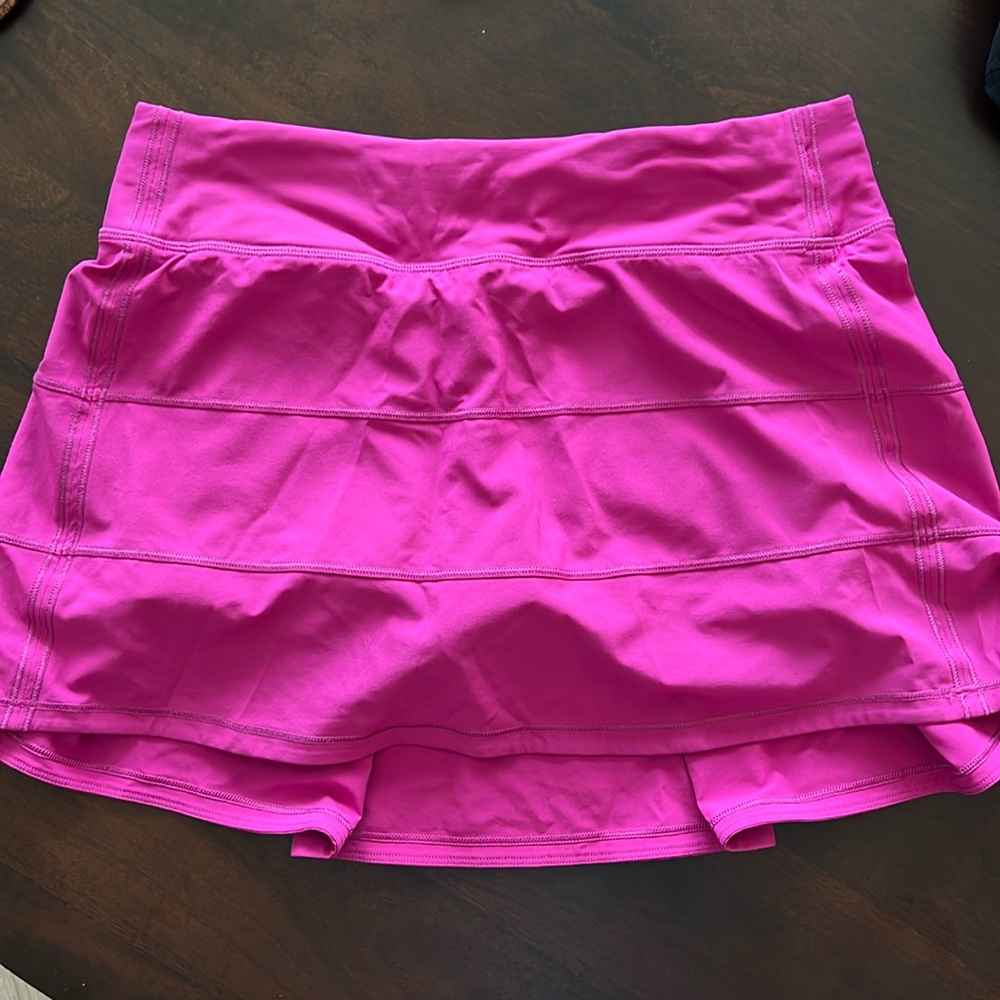 Lululemon Skort 6 Tall Fushia